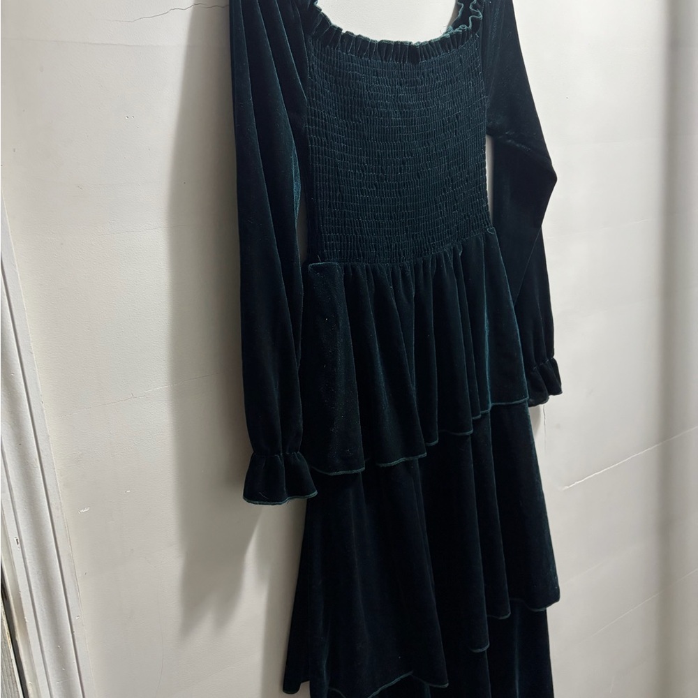 Elegant Velvet Long Sleeve Dress